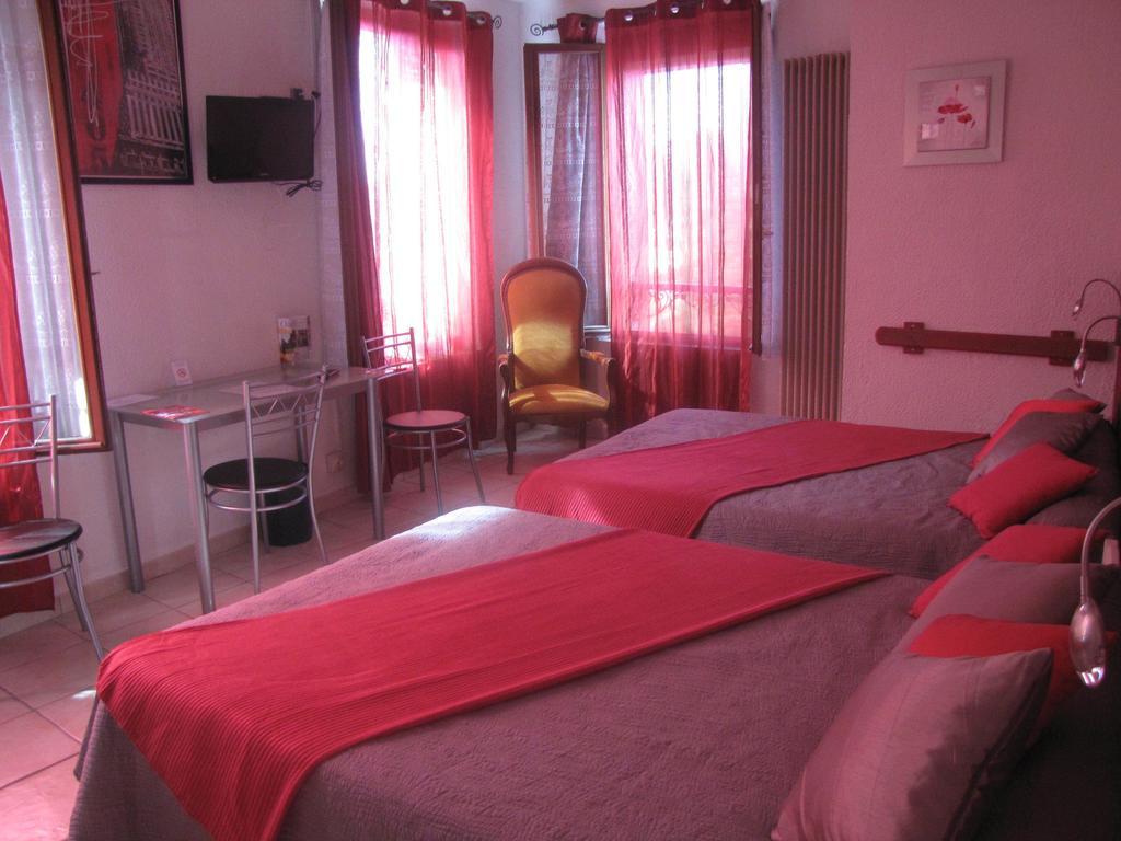Les Orangers Hotel